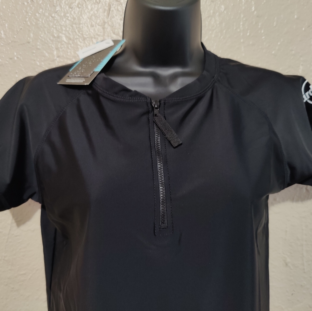 SnapperRock X Hard Rock Cafe Swim Rash Guard - Picture 2 of 5